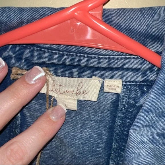 NWT Anthropologie Let Me Be Denim Rhinestone Vest Flutter Sleeve Embellished Top - Picture 4 of 5